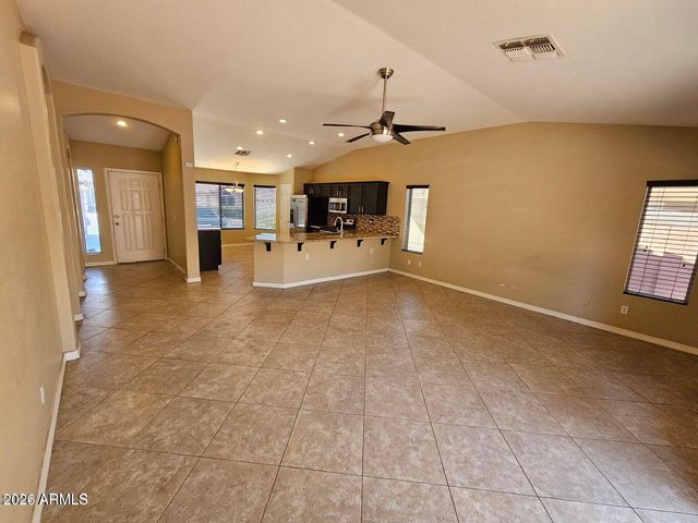 16804 N 20th Street, Phoenix, AZ 85022