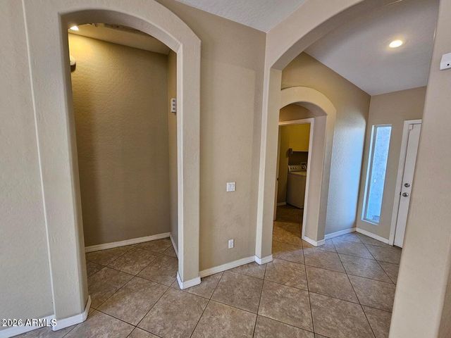 16804 N 20th Street, Phoenix, AZ 85022