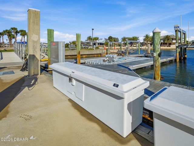 501 N Causeway Apt 707, New Smyrna Beach, FL 32169