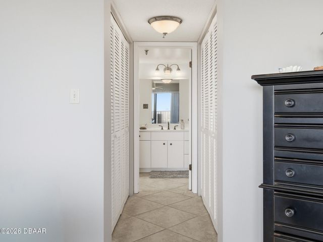 501 N Causeway Apt 707, New Smyrna Beach, FL 32169