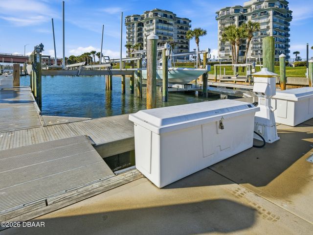 501 N Causeway Apt 707, New Smyrna Beach, FL 32169