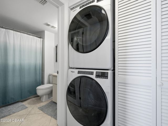 501 N Causeway Apt 707, New Smyrna Beach, FL 32169