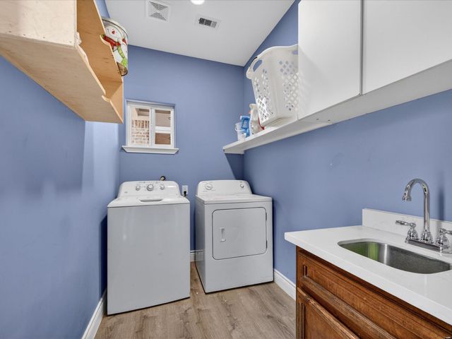 1833 County Road 3556, Cleveland, TX 77327