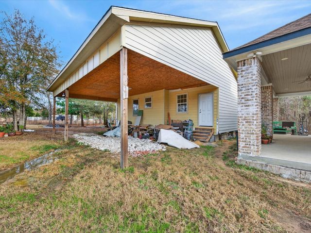 1833 County Road 3556, Cleveland, TX 77327