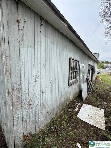 3282 Easton Avenue, Bethlehem Twp, PA 18020