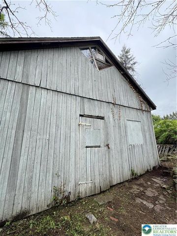 3282 Easton Avenue, Bethlehem Twp, PA 18020