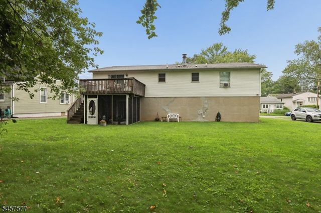 15 Garfield Rd, Parsippany-troy Hills Twp., NJ 07054