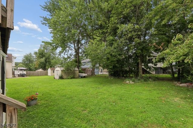 15 Garfield Rd, Parsippany-troy Hills Twp., NJ 07054