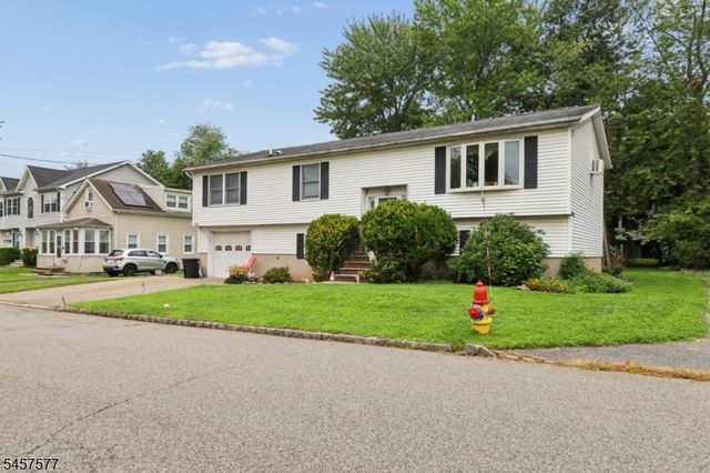 15 Garfield Rd, Parsippany-troy Hills Twp., NJ 07054