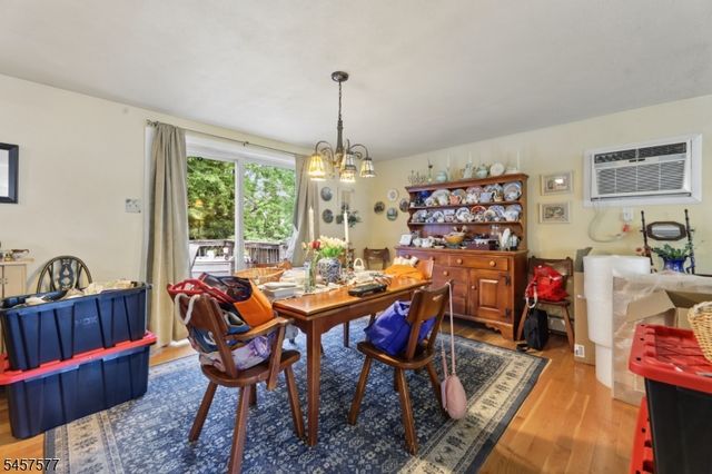 15 Garfield Rd, Parsippany-troy Hills Twp., NJ 07054