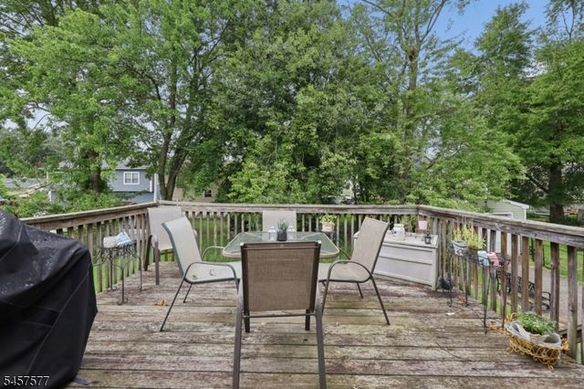 15 Garfield Rd, Parsippany-troy Hills Twp., NJ 07054