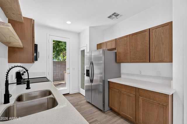 1332 S PROVIDENCE Circle, Mesa, AZ 85209