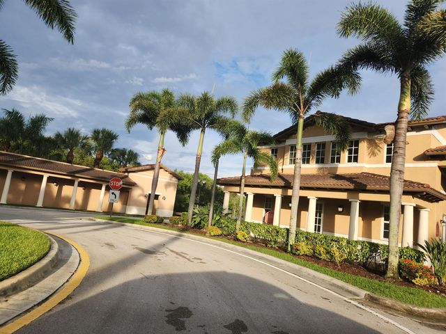 502 SW 147th Avenue, Pembroke Pines, FL 33027