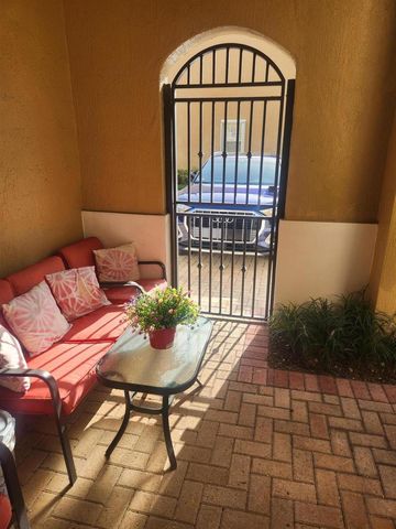502 SW 147th Avenue, Pembroke Pines, FL 33027