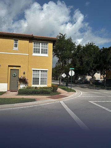 502 SW 147th Avenue, Pembroke Pines, FL 33027
