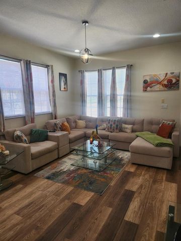 502 SW 147th Avenue, Pembroke Pines, FL 33027