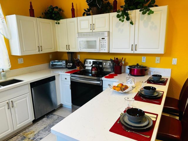 502 SW 147th Avenue, Pembroke Pines, FL 33027