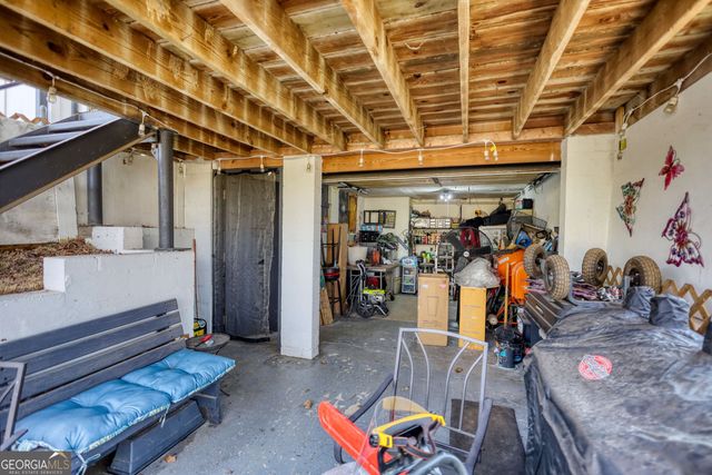 593 Kingston Lane NW, Conyers, GA 30012