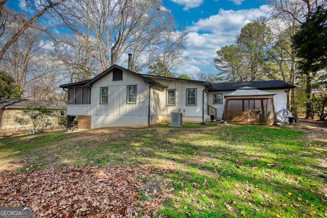 593 Kingston Lane NW, Conyers, GA 30012