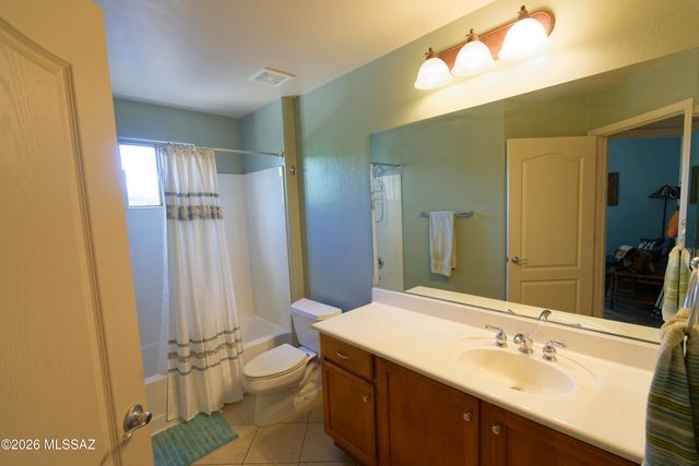 13942 E Fiery Dawn Drive, Vail, AZ 85641
