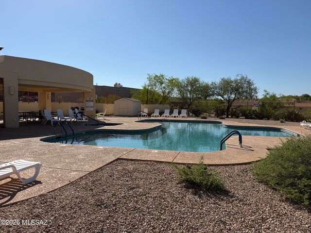 13942 E Fiery Dawn Drive, Vail, AZ 85641