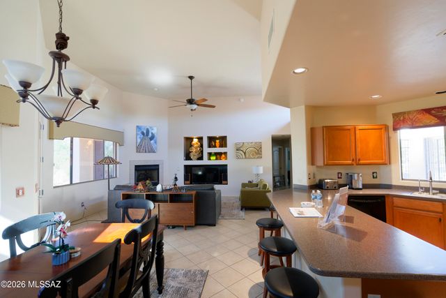 13942 E Fiery Dawn Drive, Vail, AZ 85641