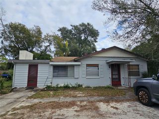 913 EMERALDA ROAD, Orlando, FL 32808