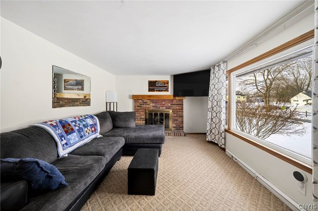 117 Knowland Drive, Salina, NY 13090