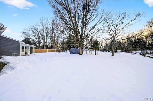 117 Knowland Drive, Salina, NY 13090