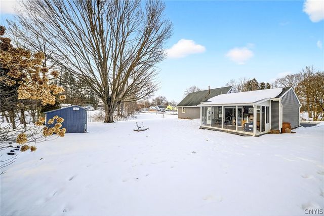 117 Knowland Drive, Salina, NY 13090