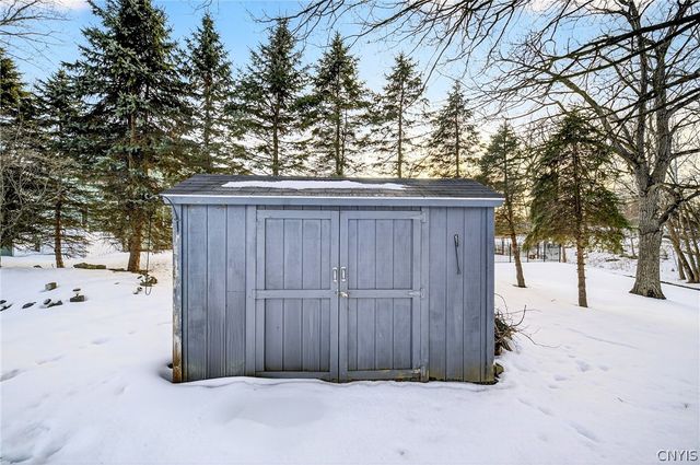 117 Knowland Drive, Salina, NY 13090