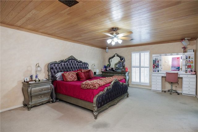 4941 Greenbriar Dr, Corpus Christi, TX 78413