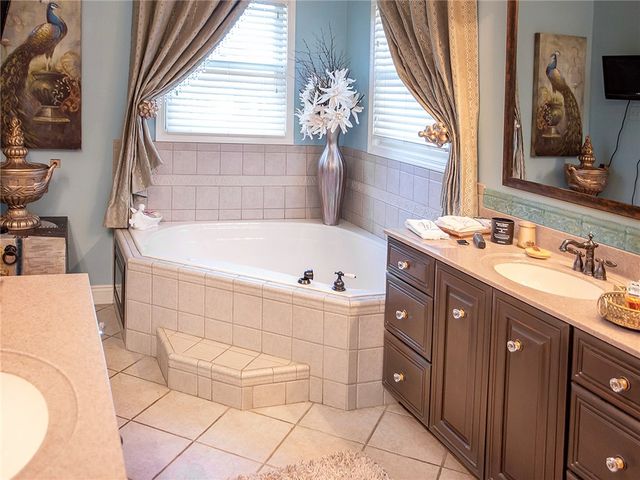 10318 Meers Lane, Dardanelle, AR 72834