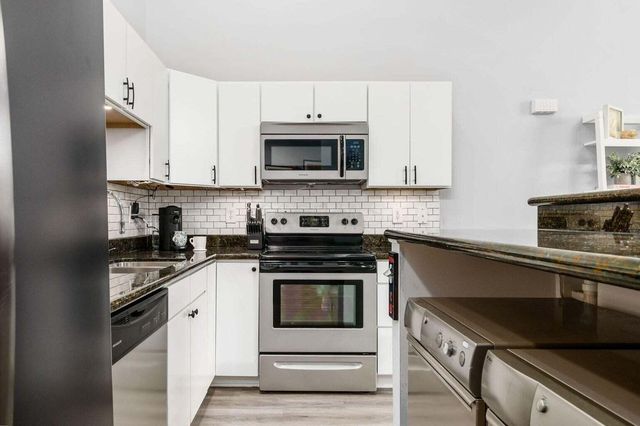 1276 N High Street, 206, Columbus, OH 43201