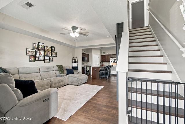 126 Garnette Ct, Mt Washington, KY 40047