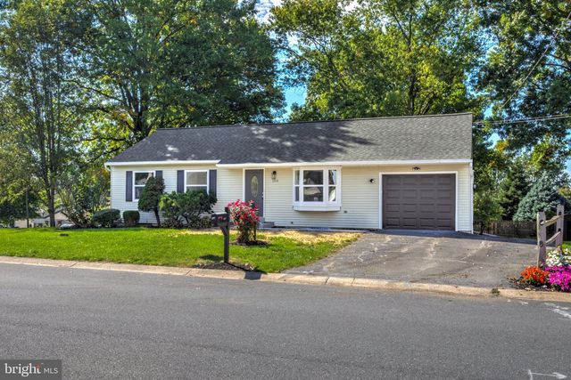 108 JOSEPH RD, Lancaster, PA 17603