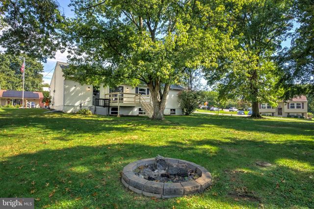 108 JOSEPH RD, Lancaster, PA 17603