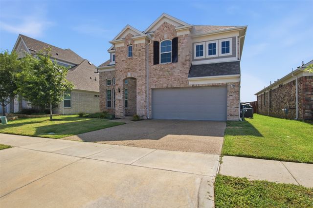 318 Gleneagles Drive, Garland, TX 75040