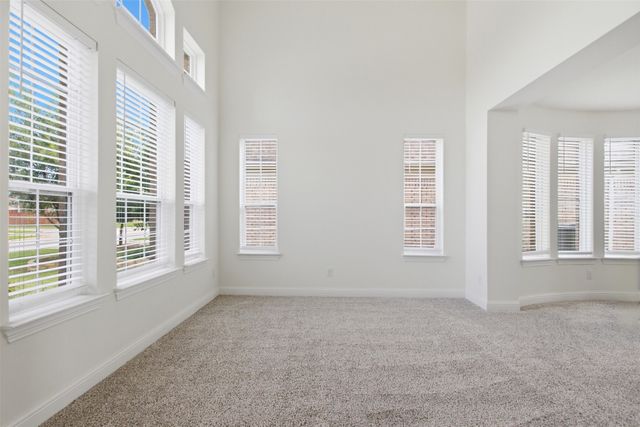 318 Gleneagles Drive, Garland, TX 75040