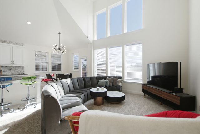 318 Gleneagles Drive, Garland, TX 75040