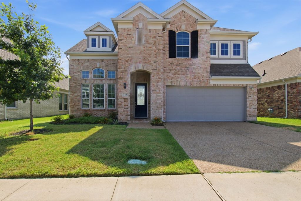 318 Gleneagles Drive, Garland, TX 75040