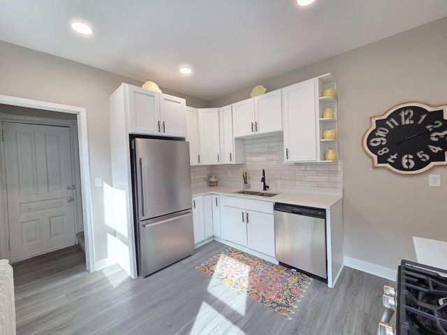 1323 Lincoln Avenue, Saint Paul, MN 55105