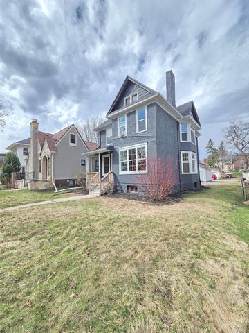1323 Lincoln Avenue, Saint Paul, MN 55105