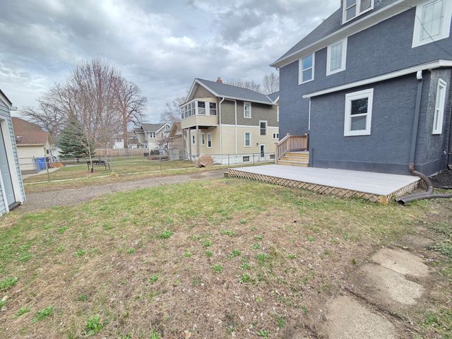 1323 Lincoln Avenue, Saint Paul, MN 55105