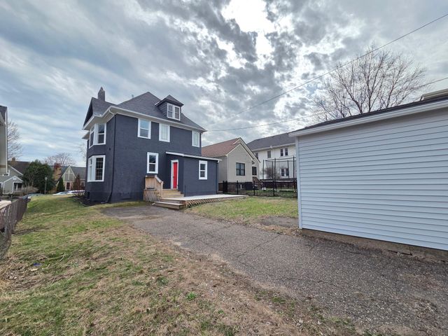 1323 Lincoln Avenue, Saint Paul, MN 55105