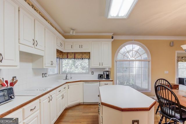 7505 Brookstead Crossing, Johns Creek, GA 30097