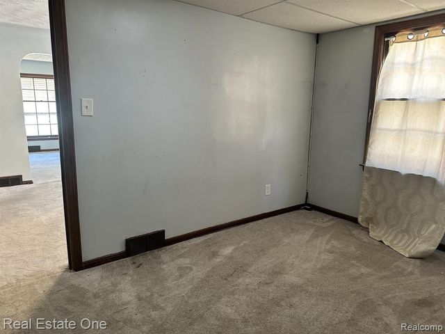 16760 Winthrop Street, Detroit, MI 48235