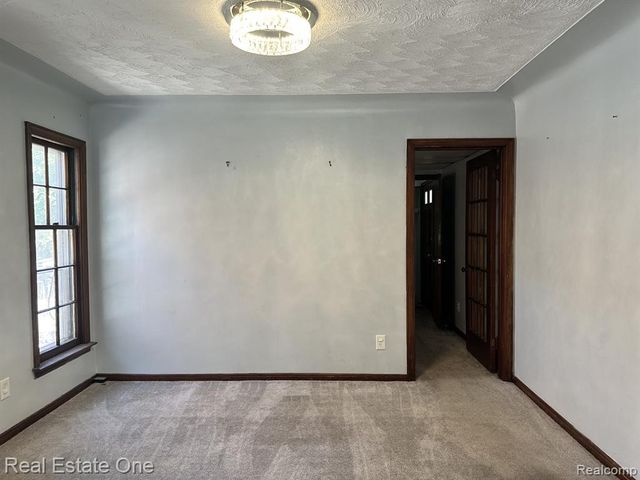 16760 Winthrop Street, Detroit, MI 48235