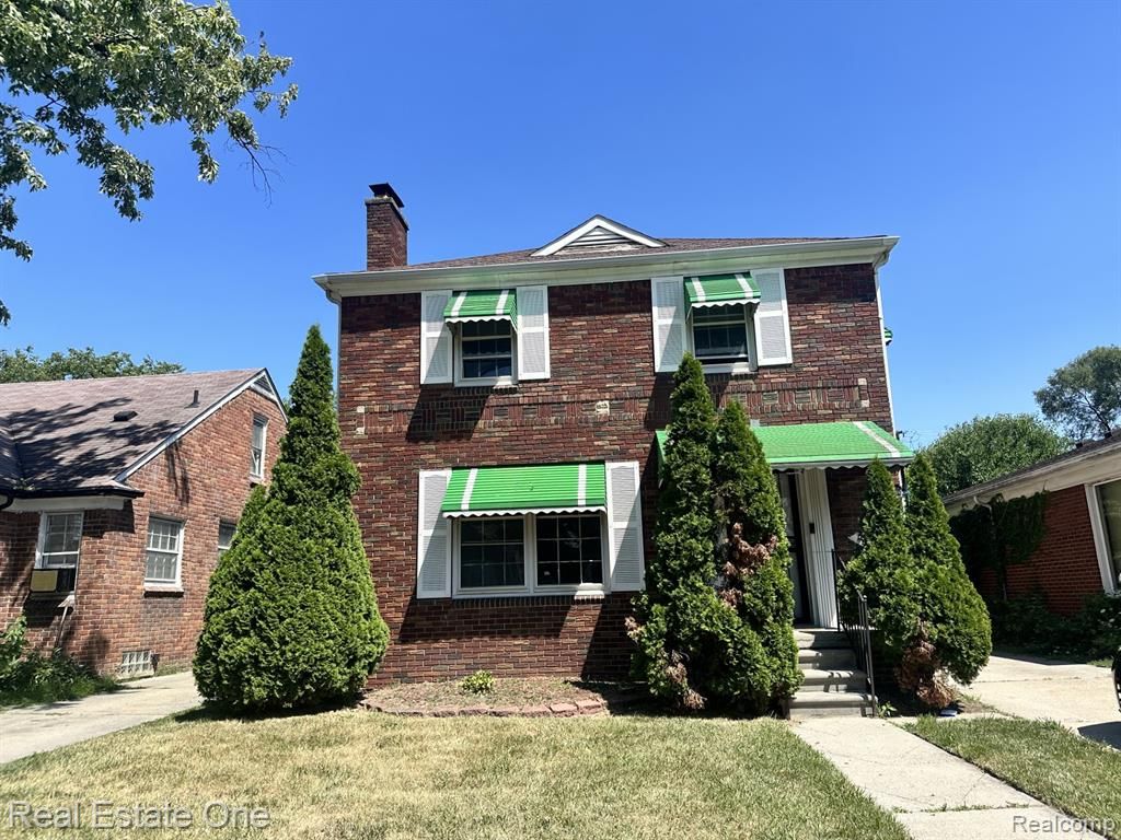 16760 Winthrop Street, Detroit, MI 48235