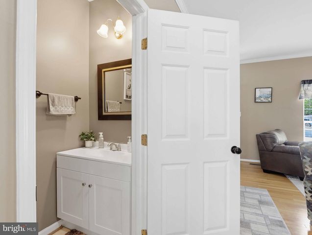 9418 BERKLEY LN, Frederick, MD 21701